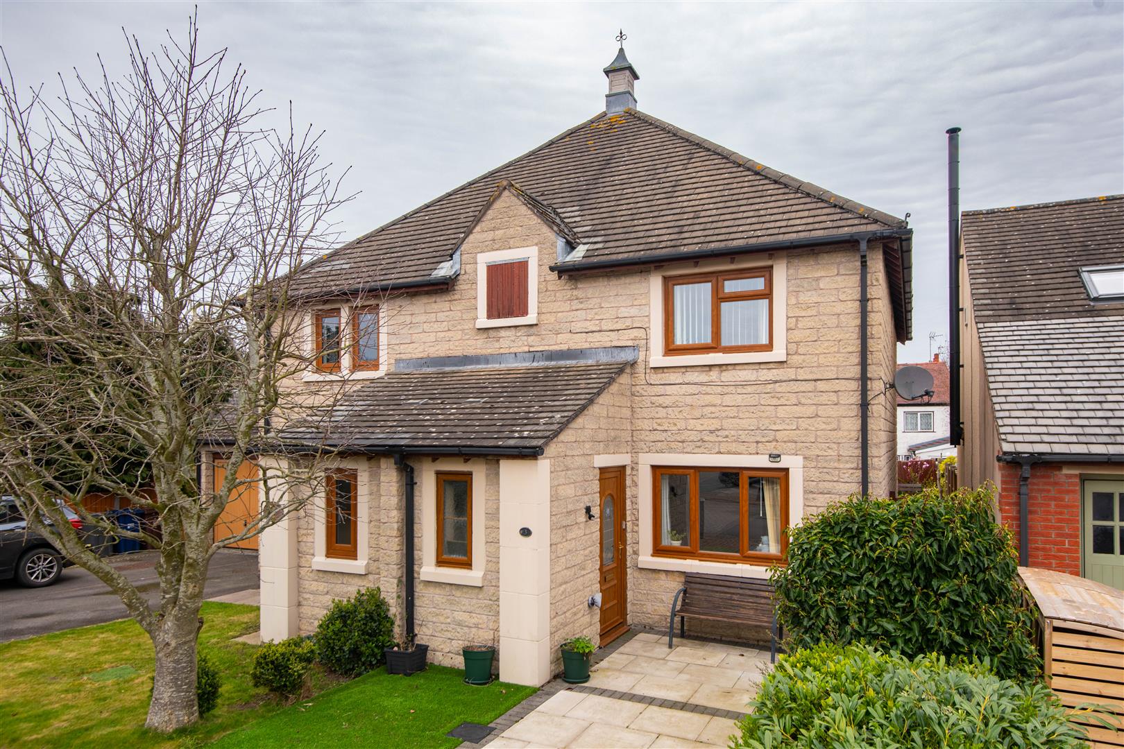 3 bed property in Pendlebury Close, Preston